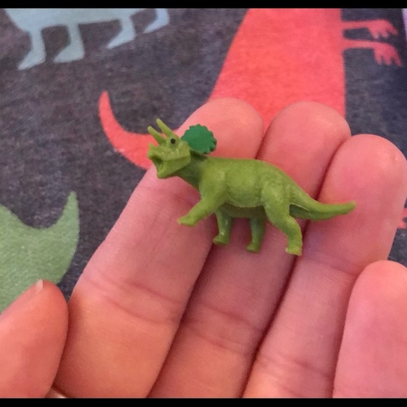 Jurassic Park Dinosaur Lover’s Bundle! 🦖 - Picture 14 of 16